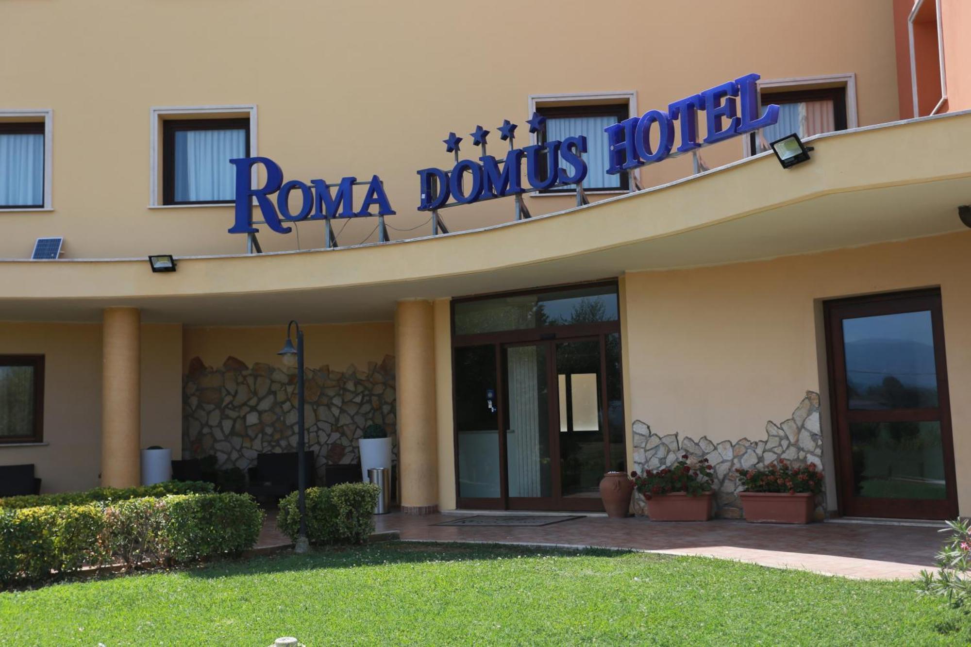 Roma Domus Hotel Ponzano Romano Exterior photo